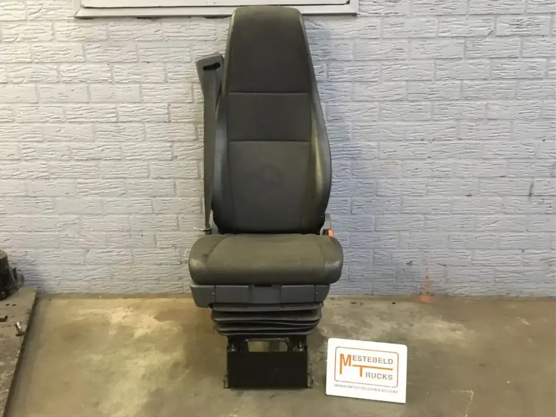 Scania Bijrijdersstoel - Ndenjësja për Kamioni: foto 1 Scania Bijrijdersstoel - Ndenjësja për Kamioni: foto 1
