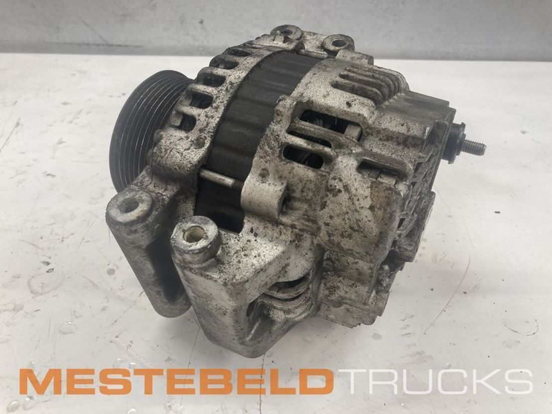 Scania Dynamo 100 Amp  - Sistemi elektrik për Kamioni: foto 1 Scania Dynamo 100 Amp  - Sistemi elektrik për Kamioni: foto 1