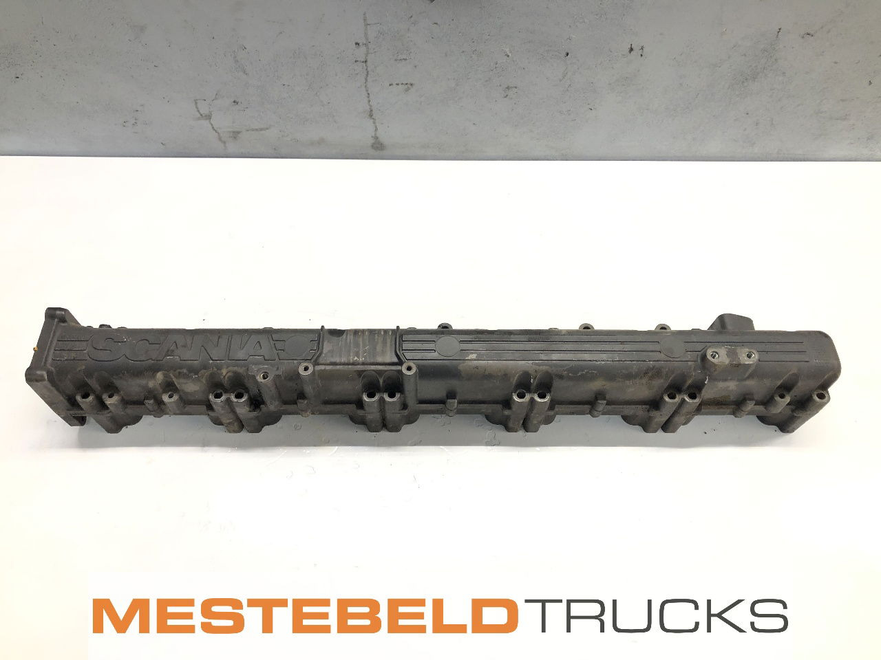 Scania Inlaatspruitstuk - Motori për Kamioni: foto 1 Scania Inlaatspruitstuk - Motori për Kamioni: foto 1