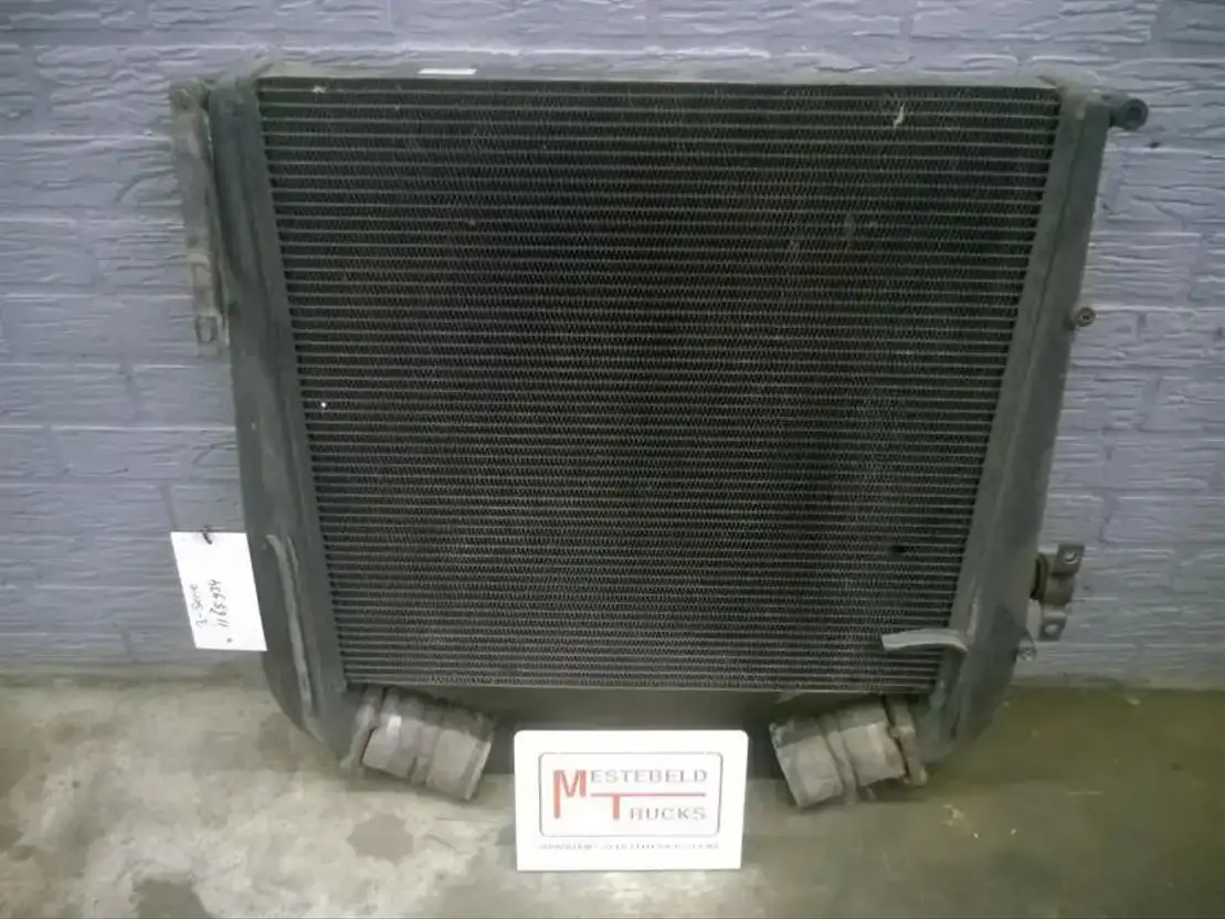 Scania Intercooler - Sistemi i ftohjes për Kamioni: foto 1 Scania Intercooler - Sistemi i ftohjes për Kamioni: foto 1