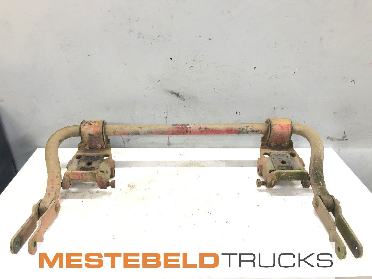 Scania Stabilisatorstang vooras - Pjesët e frenave për Kamioni: foto 1 Scania Stabilisatorstang vooras - Pjesët e frenave për Kamioni: foto 1