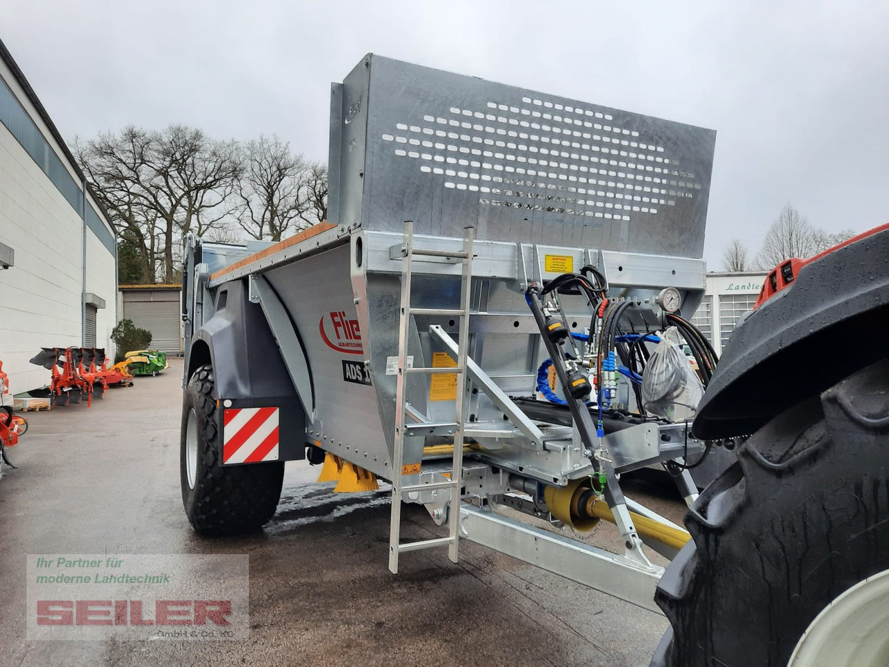 Fliegl ADS 100 Einachs 9m³ - Shpërndarës plehu: foto 3 Fliegl ADS 100 Einachs 9m³ - Shpërndarës plehu: foto 3