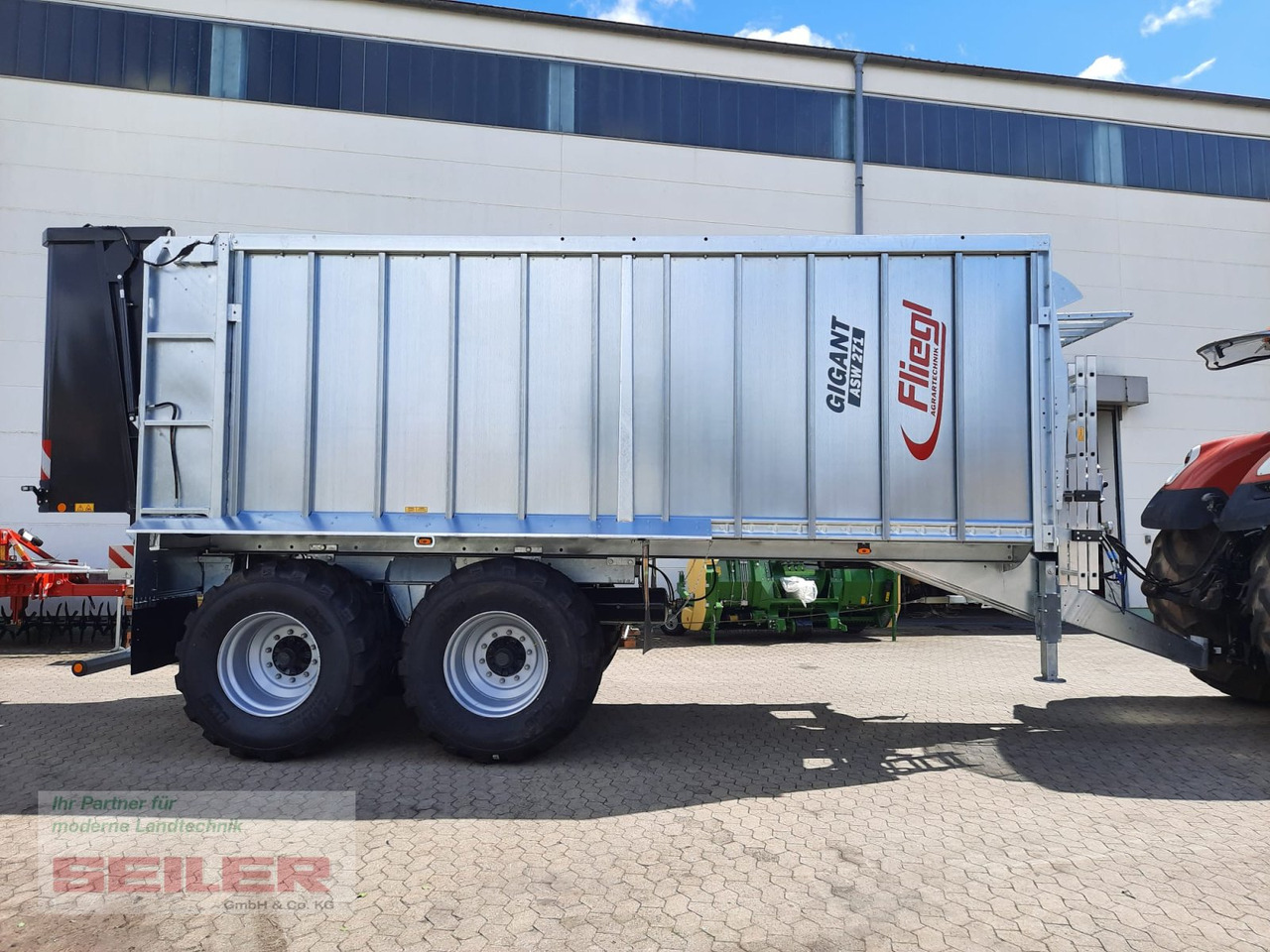 Fliegl ASW 271 C FOX Lenkachse 26,5" 35m³ - Vagon vetëngarkues: foto 3 Fliegl ASW 271 C FOX Lenkachse 26,5" 35m³ - Vagon vetëngarkues: foto 3