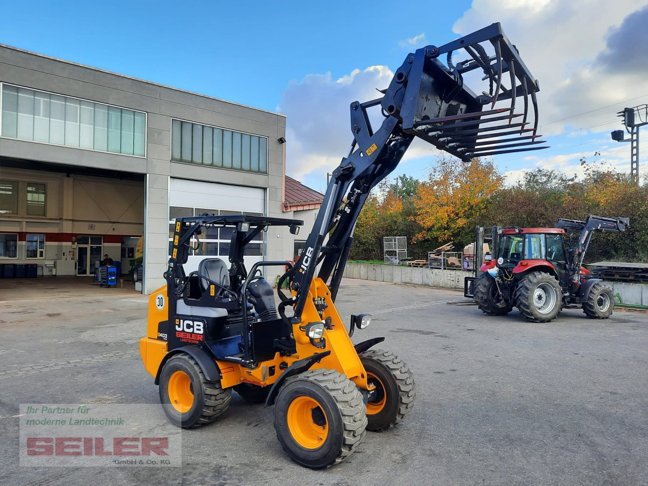 JCB 403 Agri PLUS - Ngarkues i artikuluar: foto 1 JCB 403 Agri PLUS - Ngarkues i artikuluar: foto 1