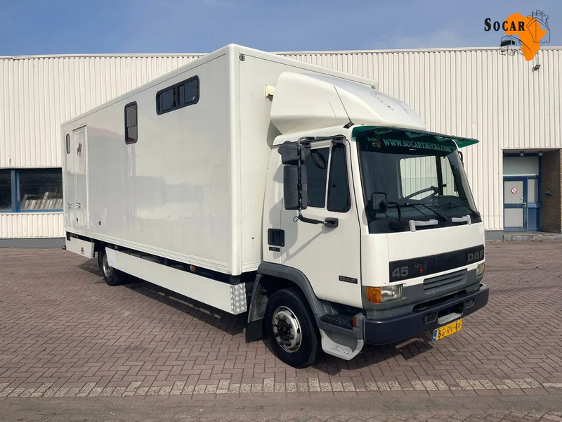 DAF LF 45.130 CLEAN HORSES NL-TRUCK - Kamion për kuaj: foto 1 DAF LF 45.130 CLEAN HORSES NL-TRUCK - Kamion për kuaj: foto 1