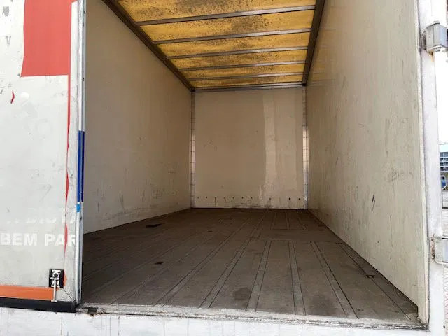 DAF XF 95.380 Euro 2 Manual-Gear - Kamion vagonetë: foto 5 DAF XF 95.380 Euro 2 Manual-Gear - Kamion vagonetë: foto 5