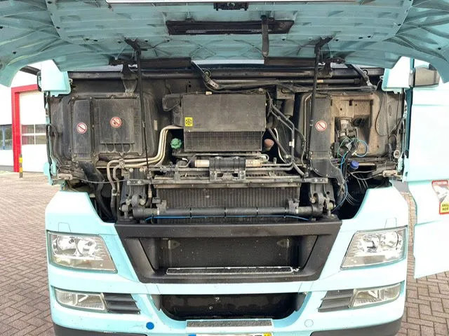 MAN TGX 18.480 Euro 5 Retarder 2 Tanks - Gjysmë-kamion: foto 3 MAN TGX 18.480 Euro 5 Retarder 2 Tanks - Gjysmë-kamion: foto 3