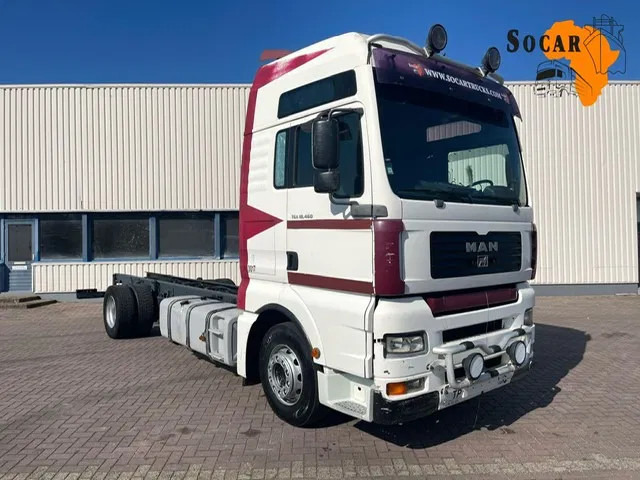 MAN TGA 18.460 Euro 3 Manual-gear Retarder - Kamion kabinë-shasi: foto 1 MAN TGA 18.460 Euro 3 Manual-gear Retarder - Kamion kabinë-shasi: foto 1