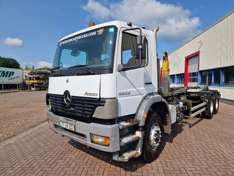 Mercedes-Benz Atego 2628 6x4, Manual gear, full steel suspension - Kamion kabinë-shasi: foto 2 Mercedes-Benz Atego 2628 6x4, Manual gear, full steel suspension - Kamion kabinë-shasi: foto 2