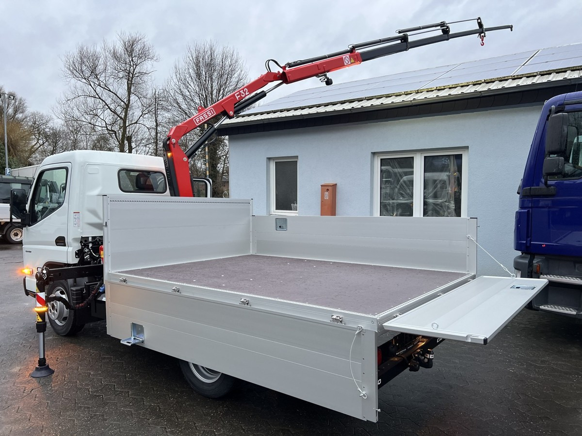 FUSO 3S15 Alu Pritsche 2.80m Ladekran Funk! - Kamioncine me karroceri: foto 1 FUSO 3S15 Alu Pritsche 2.80m Ladekran Funk! - Kamioncine me karroceri: foto 1