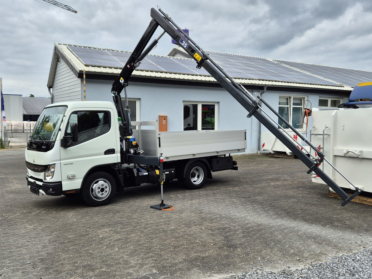 FUSO 3S15 Alu Pritsche 2.80m Ladekran - Kamioncine me karroceri: foto 1 FUSO 3S15 Alu Pritsche 2.80m Ladekran - Kamioncine me karroceri: foto 1