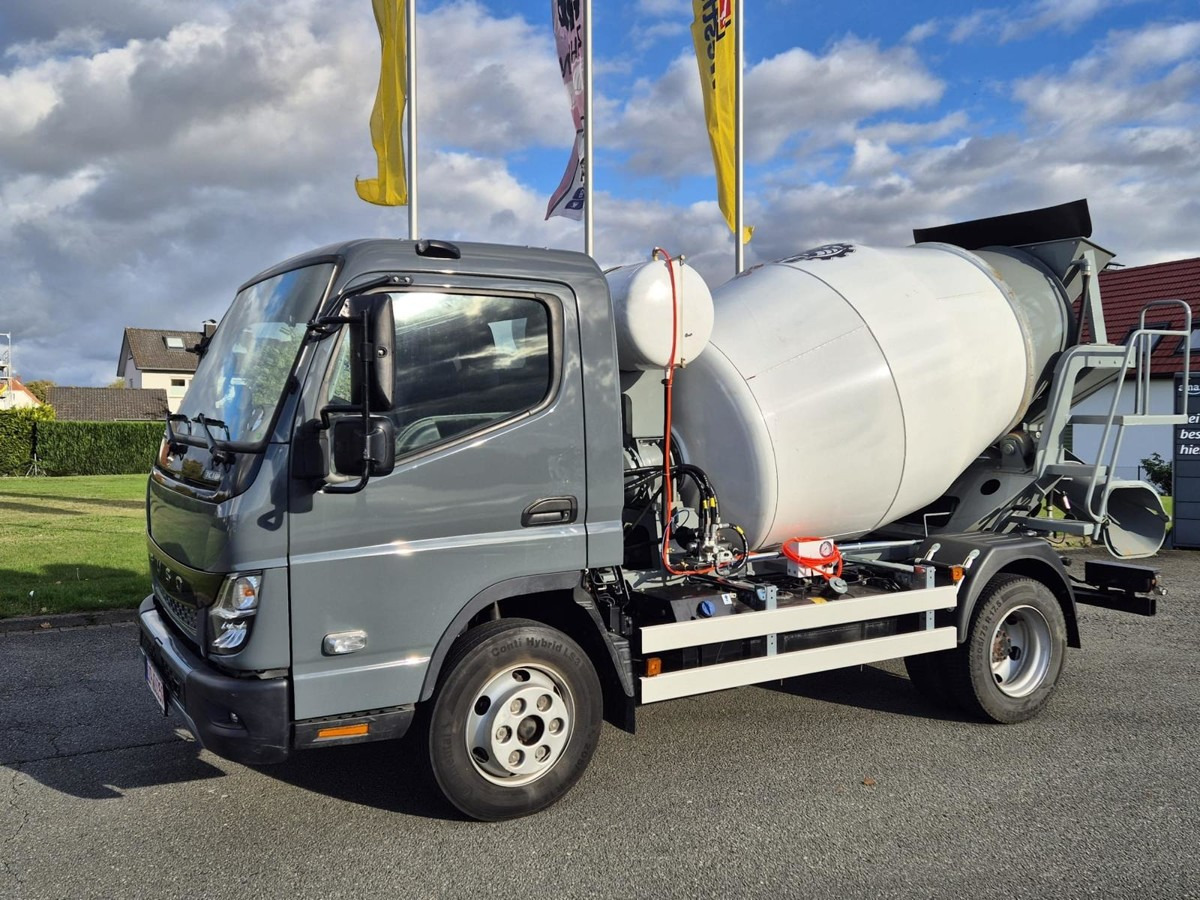 FUSO 7C18 Canter Betonmischer 2m/3 - Autobetoniere: foto 3 FUSO 7C18 Canter Betonmischer 2m/3 - Autobetoniere: foto 3