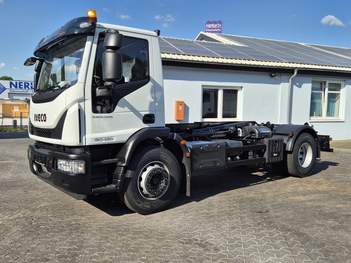 IVECO Euro Cargo 180E32 4x2 Abrollkipper NEU - Kamion vetëngarkues: foto 4 IVECO Euro Cargo 180E32 4x2 Abrollkipper NEU - Kamion vetëngarkues: foto 4