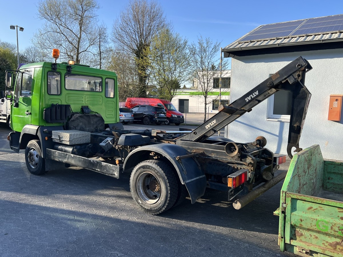 MAN 8.224 L2000 City Abrollkipper Atlas ARK52A inkl. - Kamion vetëngarkues: foto 4 MAN 8.224 L2000 City Abrollkipper Atlas ARK52A inkl. - Kamion vetëngarkues: foto 4