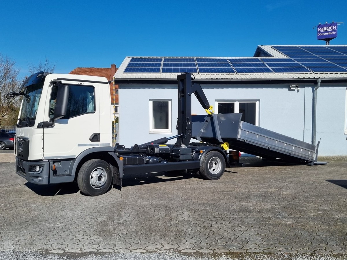 MAN TGL 8.220 BL City Abollkipper 6t Powermatic AHK2 - Kamion vetëngarkues: foto 4 MAN TGL 8.220 BL City Abollkipper 6t Powermatic AHK2 - Kamion vetëngarkues: foto 4