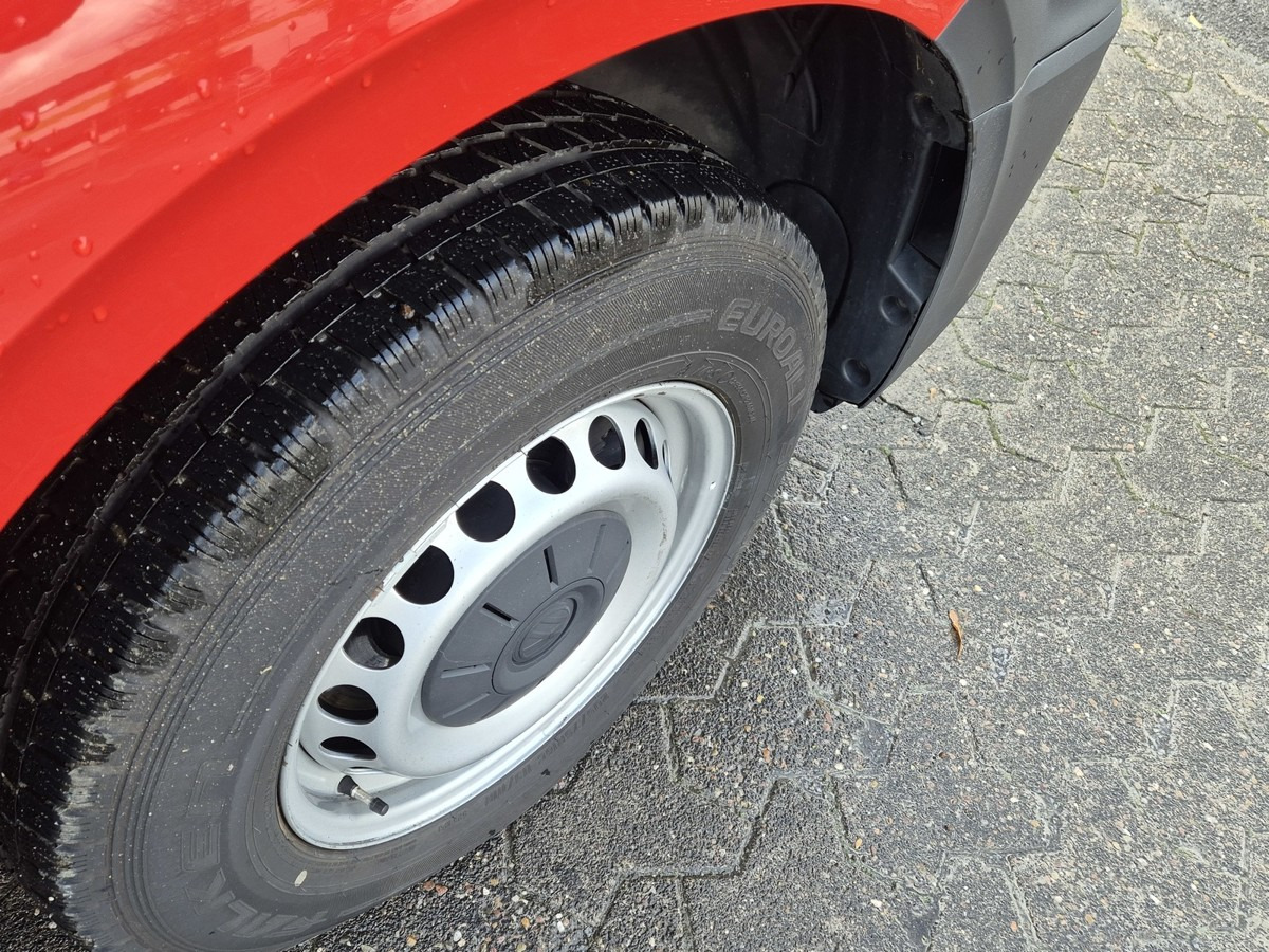 Lizingu i VW Crafter 35 Maxi L4H3 1Hand PDC VW Crafter 35 Maxi L4H3 1Hand PDC: foto 14 Lizingu i VW Crafter 35 Maxi L4H3 1Hand PDC VW Crafter 35 Maxi L4H3 1Hand PDC: foto 14