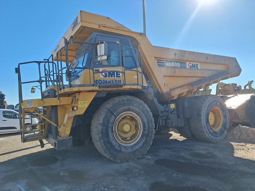 KOMATSU HD605-7EO - Shkarkues i palëvizshëm: foto 2 KOMATSU HD605-7EO - Shkarkues i palëvizshëm: foto 2