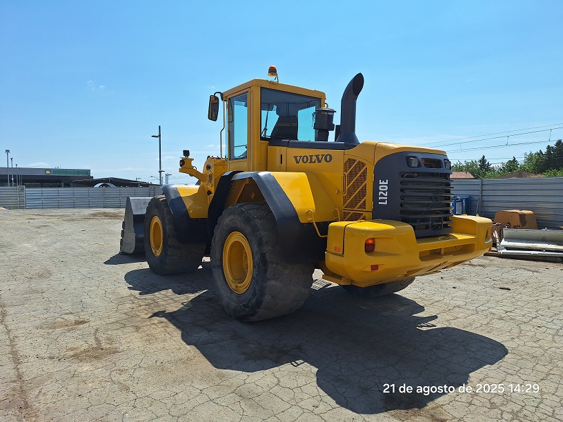 VOLVO L120E - Fadrom me goma: foto 3 VOLVO L120E - Fadrom me goma: foto 3