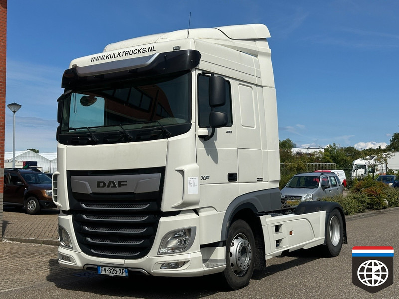 DAF XF 480 FT RETARDER - PTO - Space Cab - FULL SPOILER - NIGHT A/C - Gjysmë-kamion: foto 2 DAF XF 480 FT RETARDER - PTO - Space Cab - FULL SPOILER - NIGHT A/C - Gjysmë-kamion: foto 2