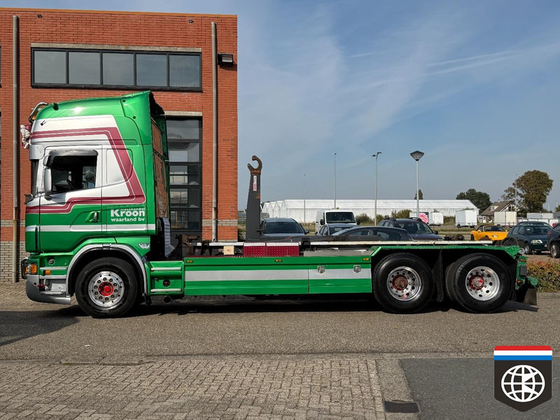 Scania R620 25 T HOOKLIFT / HOLLAND TRUCK / HOOK-CRANE HYDRAULIC - Kamion vetëngarkues: foto 3 Scania R620 25 T HOOKLIFT / HOLLAND TRUCK / HOOK-CRANE HYDRAULIC - Kamion vetëngarkues: foto 3
