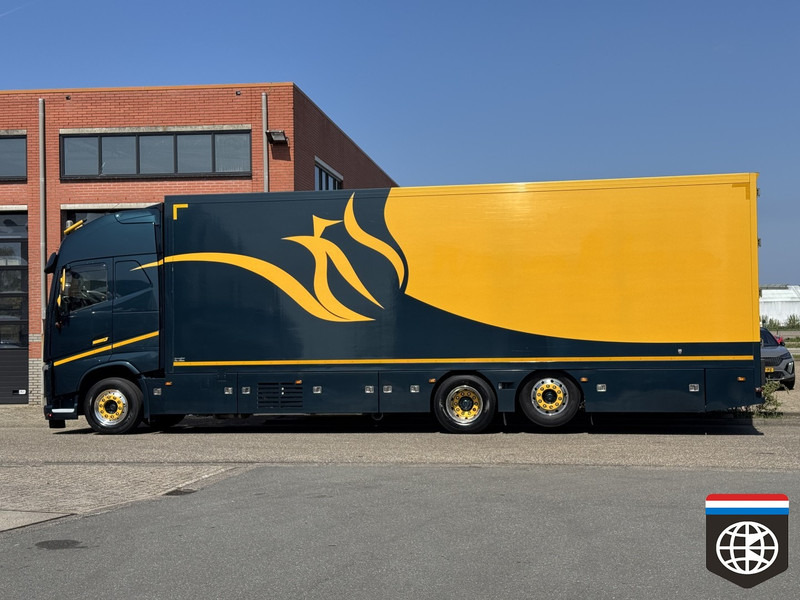 Volvo FH 420 6X2/4 - SHOWTRUCK - FLOWERS / RACE / HORSE - CONCOURSTAAT!! - Kamion frigorifer: foto 3 Volvo FH 420 6X2/4 - SHOWTRUCK - FLOWERS / RACE / HORSE - CONCOURSTAAT!! - Kamion frigorifer: foto 3