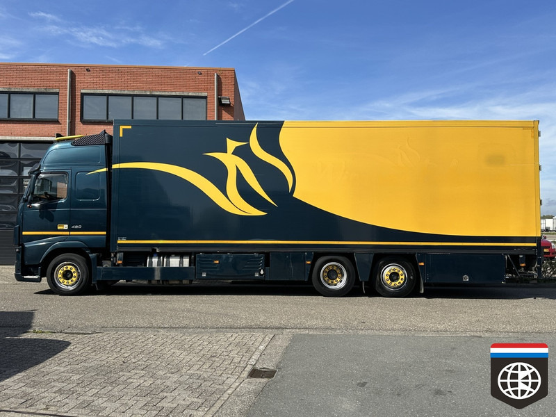 Volvo FH 420 6X2 FLOWER TRUCK RACE HORSE / SMART TACHO 2 / DIESEL REFRIGR. - Kamion frigorifer: foto 3 Volvo FH 420 6X2 FLOWER TRUCK RACE HORSE / SMART TACHO 2 / DIESEL REFRIGR. - Kamion frigorifer: foto 3
