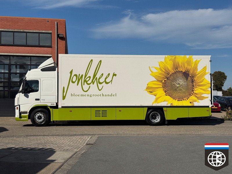 Volvo FM 300 - FRIGO BOX TRUCK + Taillift - New tyres - CONCOURSTAAT - Kamion frigorifer: foto 5 Volvo FM 300 - FRIGO BOX TRUCK + Taillift - New tyres - CONCOURSTAAT - Kamion frigorifer: foto 5
