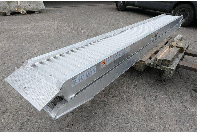 Altec ALU-Rampen AVS 130 MR, NEU - Rimorkio me plan ngarkimi të ulët: foto 3 Altec ALU-Rampen AVS 130 MR, NEU - Rimorkio me plan ngarkimi të ulët: foto 3