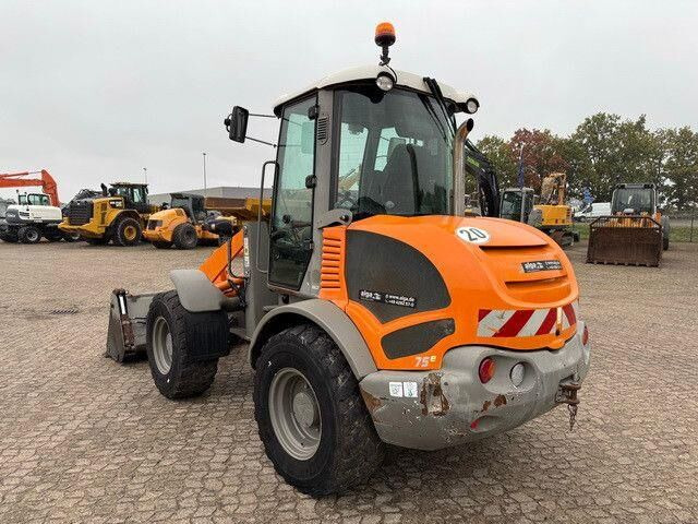 Atlas AR75e, Hydr. S.W.S., 4+1 Schaufel, Palettengabel - Fadrom me goma: foto 4 Atlas AR75e, Hydr. S.W.S., 4+1 Schaufel, Palettengabel - Fadrom me goma: foto 4