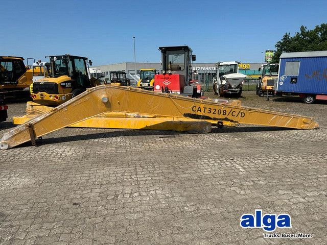 CAT longReachBoom Passend für Cat 320/ 323 B/C/D - Ekskavator me zinxhirë: foto 1 CAT longReachBoom Passend für Cat 320/ 323 B/C/D - Ekskavator me zinxhirë: foto 1