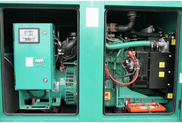 Cummins Stromgenerator, 40 kVA, sofort vefügbar - Set gjeneratori: foto 2 Cummins Stromgenerator, 40 kVA, sofort vefügbar - Set gjeneratori: foto 2