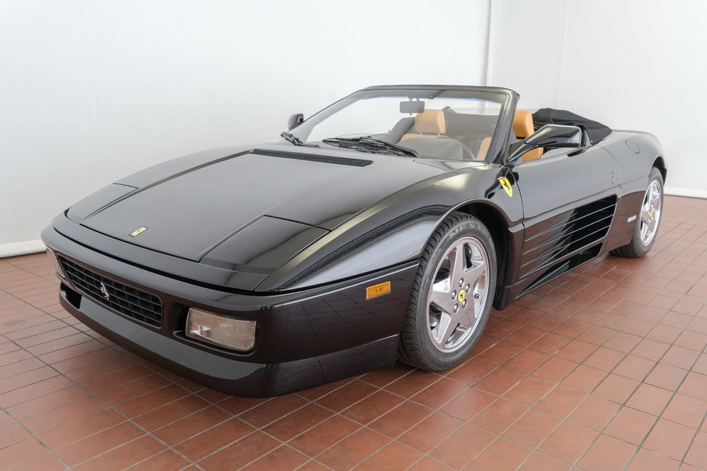 Ferrari 348 Spider/TOP Zustand/Zahnriemen+TÜV neu! - Veturë: foto 3 Ferrari 348 Spider/TOP Zustand/Zahnriemen+TÜV neu! - Veturë: foto 3
