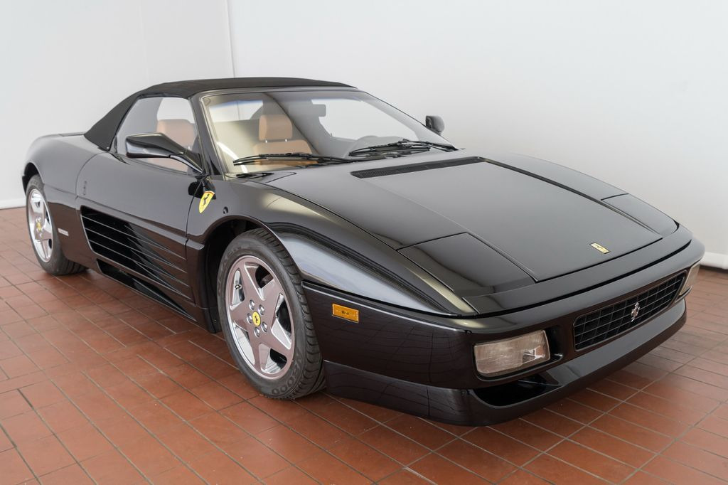 Ferrari 348 Spider/TOP Zustand/Zahnriemen+TÜV neu! - Veturë: foto 5 Ferrari 348 Spider/TOP Zustand/Zahnriemen+TÜV neu! - Veturë: foto 5