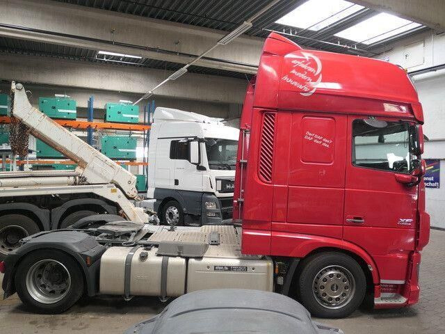 DAF XF 460, SSC, Retarder, Klima, VA+HA-Luftfederung - Gjysmë-kamion: foto 3 DAF XF 460, SSC, Retarder, Klima, VA+HA-Luftfederung - Gjysmë-kamion: foto 3