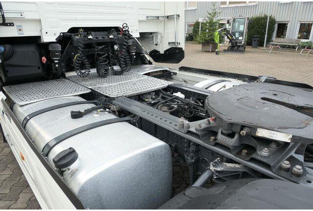 DAF XG 530 FT 4x2, Intarder, 2x Tank, Standklima - Gjysmë-kamion: foto 4 DAF XG 530 FT 4x2, Intarder, 2x Tank, Standklima - Gjysmë-kamion: foto 4