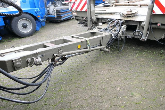 Goldhofer Spezial Tieflader für Schwertransport Goldhofer Spezial Tieflader für Schwertransport, 80to. NL - Rimorkio me plan ngarkimi të ulët: foto 4 Goldhofer Spezial Tieflader für Schwertransport Goldhofer Spezial Tieflader für Schwertransport, 80to. NL - Rimorkio me plan ngarkimi të ulët: foto 4