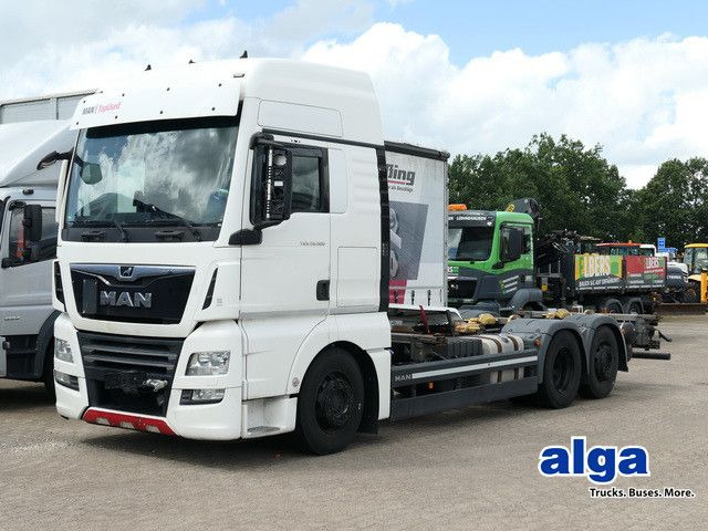 MAN 26.500 TGX LL 6x2, Motorschaden, Intarder - Transportjer kontejnerësh/ Kamion me karroceri të çmontueshme: foto 1 MAN 26.500 TGX LL 6x2, Motorschaden, Intarder - Transportjer kontejnerësh/ Kamion me karroceri të çmontueshme: foto 1