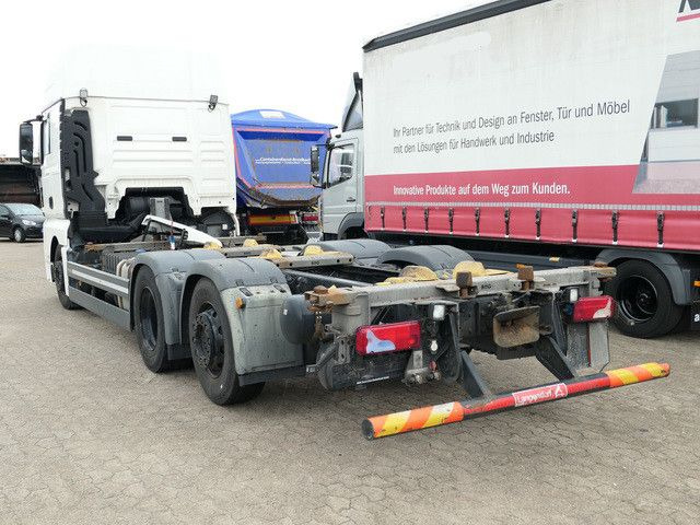 MAN 26.500 TGX LL 6x2, Motorschaden, Intarder - Transportjer kontejnerësh/ Kamion me karroceri të çmontueshme: foto 4 MAN 26.500 TGX LL 6x2, Motorschaden, Intarder - Transportjer kontejnerësh/ Kamion me karroceri të çmontueshme: foto 4
