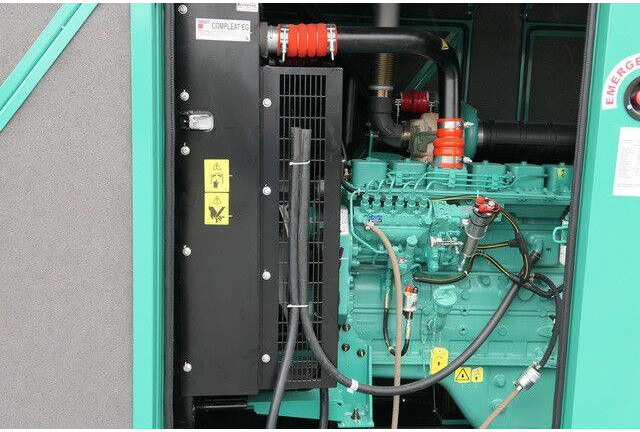 Cummins 125 kVA, Stromgenerator, Isoliert - Makineri ndërtimi: foto 3 Cummins 125 kVA, Stromgenerator, Isoliert - Makineri ndërtimi: foto 3