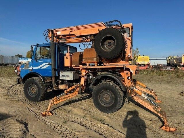 Unimog U 1450 4x4, Zug & Bergwinde, Kran, Greifer, AH - Makineri ndërtimi: foto 5 Unimog U 1450 4x4, Zug & Bergwinde, Kran, Greifer, AH - Makineri ndërtimi: foto 5