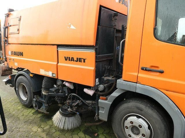 Mercedes-Benz 1018 Atego 4x2, Faun Viatec, Viajet 5R, Klima - Makinë fshirëse për rrugët: foto 2 Mercedes-Benz 1018 Atego 4x2, Faun Viatec, Viajet 5R, Klima - Makinë fshirëse për rrugët: foto 2