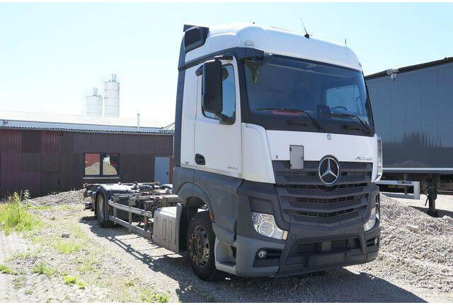 Mercedes-Benz 1842 L Actros/LBW/Retarder/BDF - Kamion kabinë-shasi: foto 3 Mercedes-Benz 1842 L Actros/LBW/Retarder/BDF - Kamion kabinë-shasi: foto 3