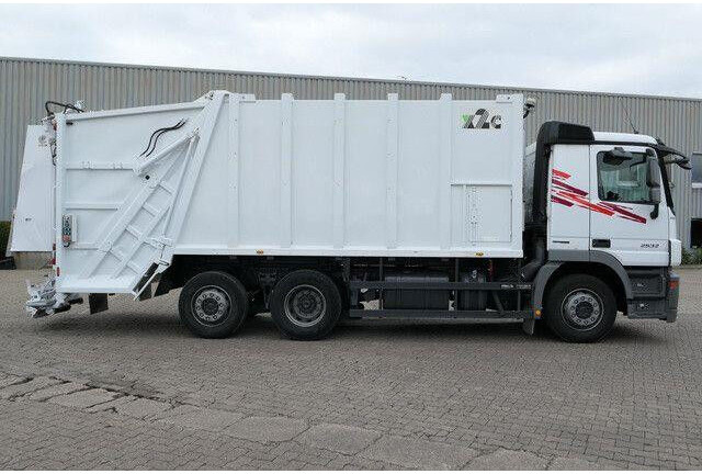 Mercedes-Benz 2532 L Actros 6x2, Medium X2EC23, Zöller 321 - Kamion mbeturinash: foto 2 Mercedes-Benz 2532 L Actros 6x2, Medium X2EC23, Zöller 321 - Kamion mbeturinash: foto 2