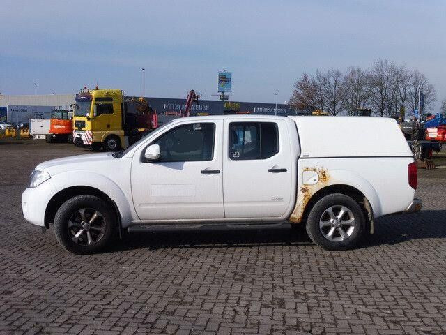 Nissan Navara 2.5 Tdi 4x4, DOKA, Pickup, Klima, AHK - Kamioncine me karroceri: foto 2 Nissan Navara 2.5 Tdi 4x4, DOKA, Pickup, Klima, AHK - Kamioncine me karroceri: foto 2