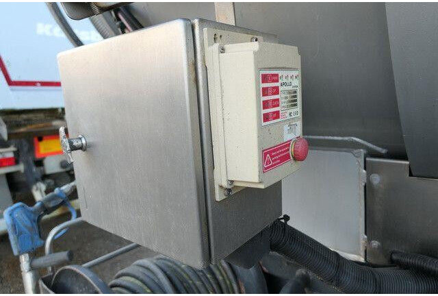 Tank Saug Truck XXL 18,Kanalreiniger,Pumpe,Alu-Felgen - Kamion me vakuum: foto 4 Tank Saug Truck XXL 18,Kanalreiniger,Pumpe,Alu-Felgen - Kamion me vakuum: foto 4