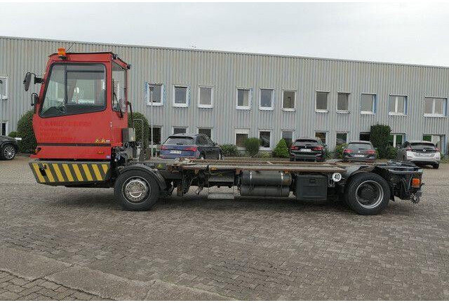 Terberg BC 182, Wechselbrücken, Sattelkupplung - Kamion kabinë-shasi: foto 5 Terberg BC 182, Wechselbrücken, Sattelkupplung - Kamion kabinë-shasi: foto 5