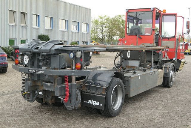 Terberg BC 182, Wechselbrücken, Sattelkupplung - Transportjer kontejnerësh/ Kamion me karroceri të çmontueshme: foto 3 Terberg BC 182, Wechselbrücken, Sattelkupplung - Transportjer kontejnerësh/ Kamion me karroceri të çmontueshme: foto 3