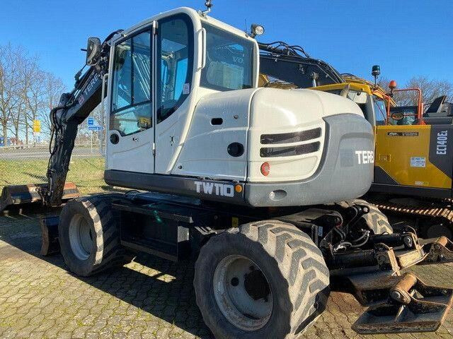 Terex TW 110, Schild, Pratzen, S.W.S, Knickausleger - Ekskavator me goma: foto 2 Terex TW 110, Schild, Pratzen, S.W.S, Knickausleger - Ekskavator me goma: foto 2