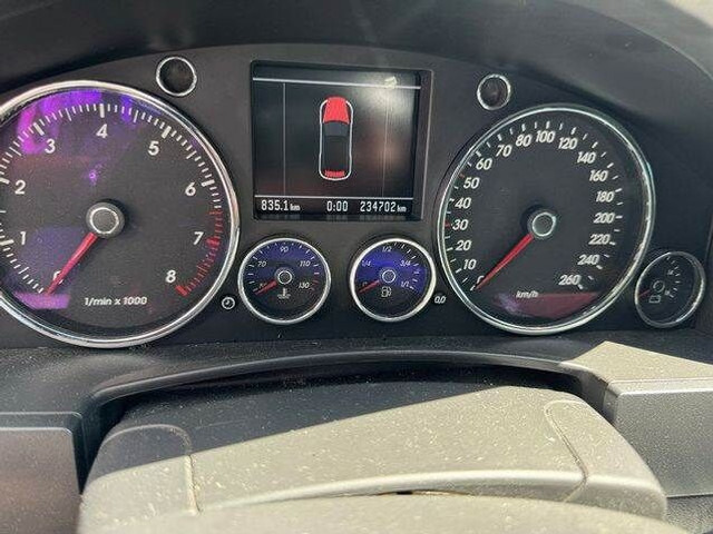 Volkswagen Touareg 3.2 V6/ GETRIEBESCHADEN /Motor läuft! - Kamioncine me karroceri: foto 5 Volkswagen Touareg 3.2 V6/ GETRIEBESCHADEN /Motor läuft! - Kamioncine me karroceri: foto 5