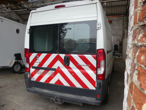Camionnette Citroën Jumper (2015-147.945 km) - Veturë: foto 3 Camionnette Citroën Jumper (2015-147.945 km) - Veturë: foto 3